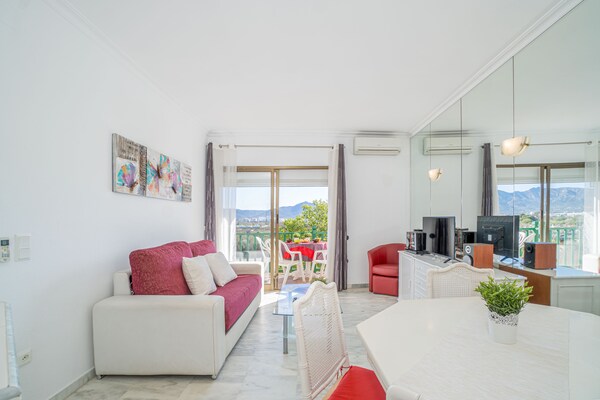 Knus appartement met zeezicht op 300 meter van het strand in Empuriabrava - thumbnail 4
