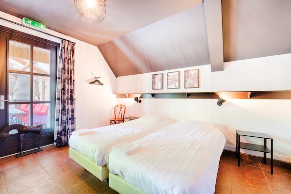 Landhuis 't Woold: 26-persoons villa aan meer met golfbaan in Brabant - thumbnail 5