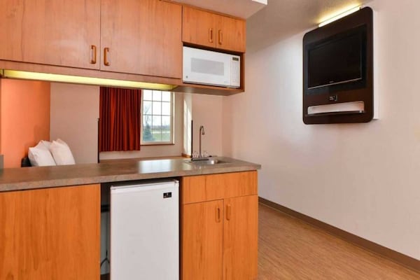 Comfortabele suite met twee queensize bedden in Meridian, Idaho - thumbnail 4