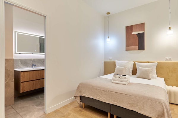 Rustiek appartement voor 6 in authentiek Parijs, vlakbij het centrum - thumbnail 2