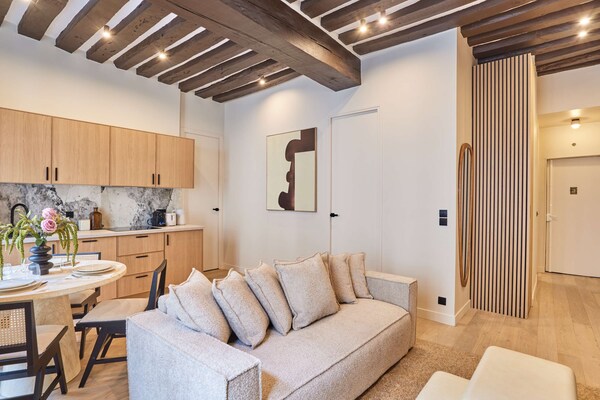 Stijlvol gerenoveerd appartement in het hart van Le Marais, Parijs · 53 m² - thumbnail 3