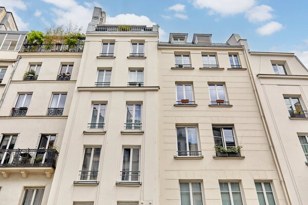 Luxe appartement 6p in hartje Parijs, vlakbij Marais en Montorgueil - thumbnail 1
