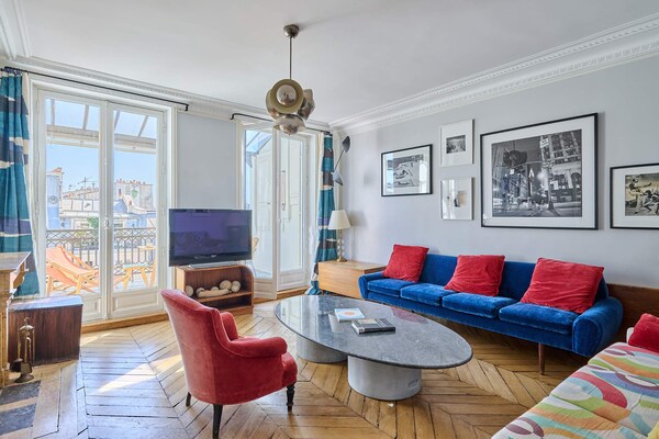Stijlvol 3-slaapkamerappartement met terras in het hart van Parijs - thumbnail 2