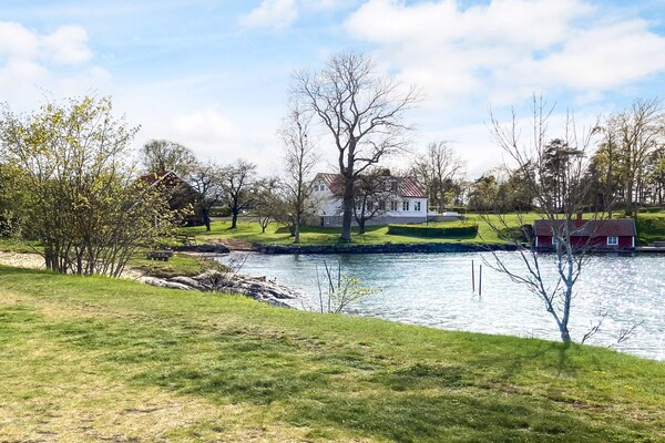 Knus vrijstaand vakantiehuis bij Omberg Ecopark, 2 personen - thumbnail 6