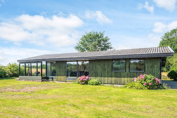 Vrijstaand vakantiehuis met overdekt terras, 1,5 km van de kust bij Juelsminde - thumbnail 2