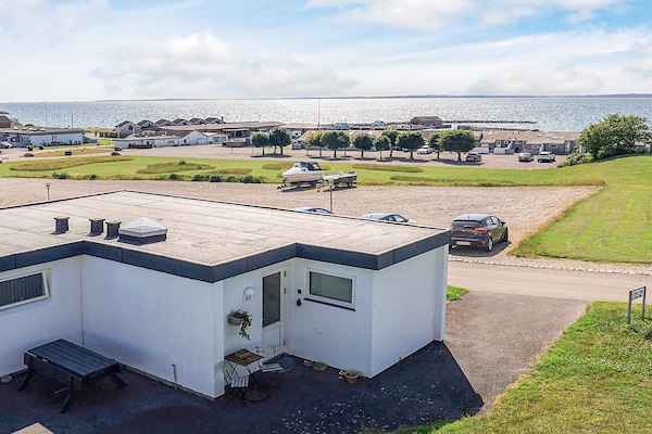 Duurzaam vakantiehuis bij Tranekær met zeezicht op 180 meter - thumbnail 4