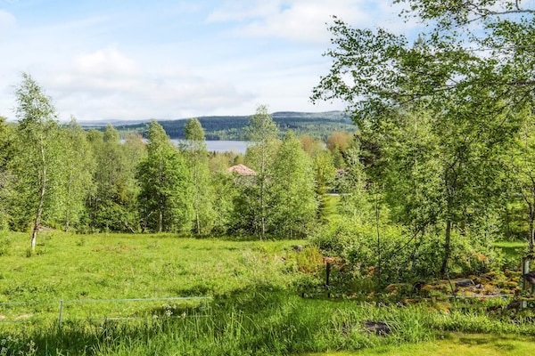 Authentieke blokhut bij het Gopenmeer in Dalarna voor 8 personen - thumbnail 2