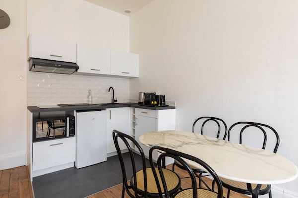 Gerenoveerd appartement voor 4 personen in Lyon Part Dieu - thumbnail 4