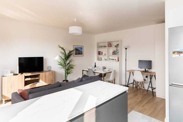 Licht en modern appartement in Lyon Gerland, vlakbij station Jean Macé - thumbnail 4