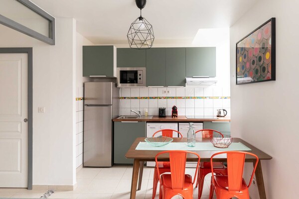 Architecturaal appartement in Lyon, direct aan metro Charpennes - thumbnail 3