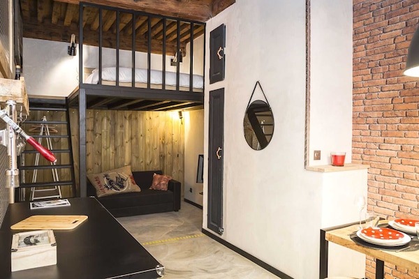 LD-3-VALFENIERE: Industrieel appartement in hartje Lyon, 200m van historisch centrum - thumbnail 5