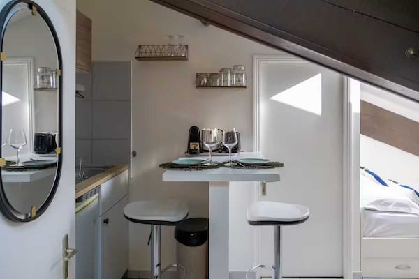 Smaakvol appartement in hartje Lyon op het Presqu'île - thumbnail 2