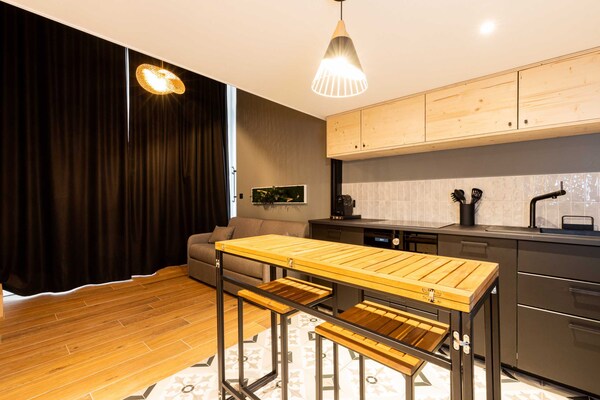 Knus bosappartement voor 2 in Lyon, op 2,9 km van het centrum - thumbnail 4