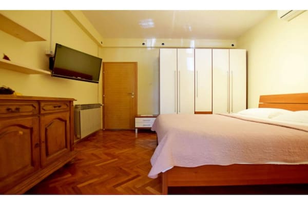 Aan het strand: Studio Apartment A2+1 in Starigrad-Paklenica - thumbnail 5