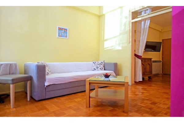 Aan het strand: Studio Apartment A2+1 in Starigrad-Paklenica - thumbnail 1