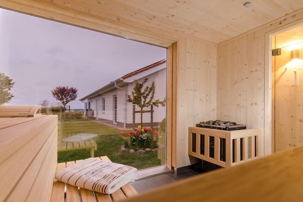 Designbungalow Seepark op Rügen met zeezicht en privésauna - thumbnail 5
