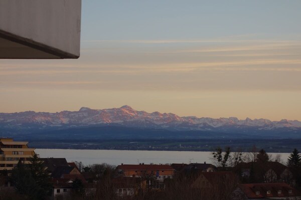 Appartement met Alpenpanorama op loopafstand van het Bodenmeer - thumbnail 1
