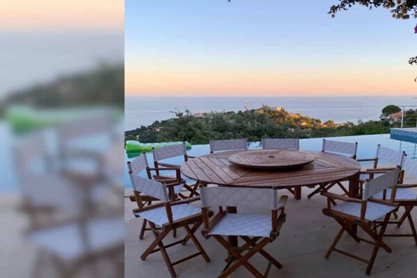 Provençaalse villa met panoramisch zeezicht en verwarmd zwembad in Estérel - thumbnail 4
