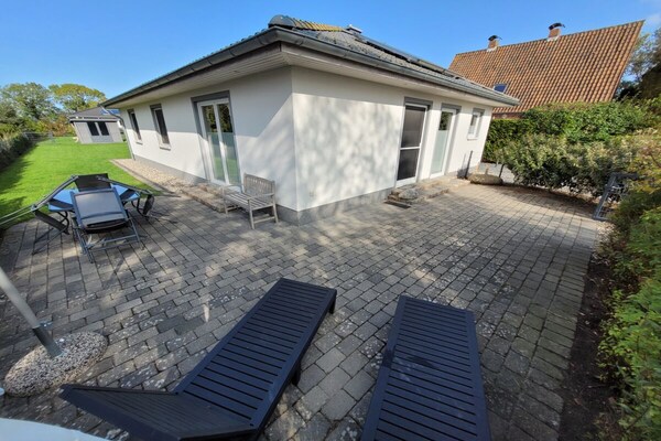 Modern vakantiehuis met sauna op 3 km van zee in Gammendorf, Fehmarn - thumbnail 2