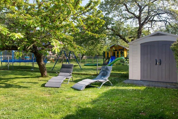 Knus appartement in Zirkow met terras, tuin & trampoline voor 3 personen - thumbnail 2