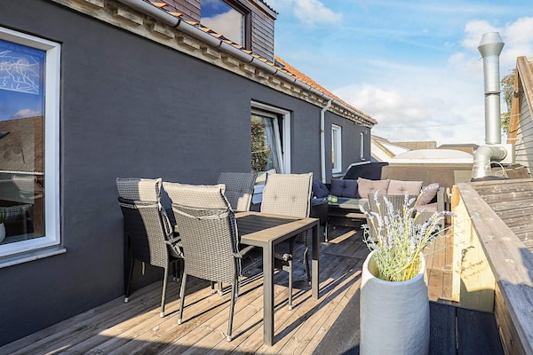 Ruim vakantiehuis met privé-spa in Snedsted - thumbnail 2