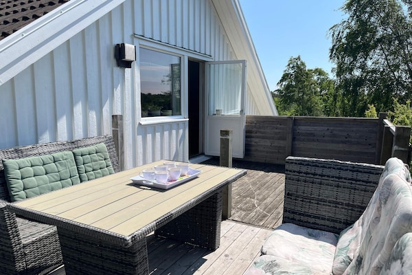 Vrijstaand vakantiehuis aan de golfbaan bij Nösund, Orust - thumbnail 1