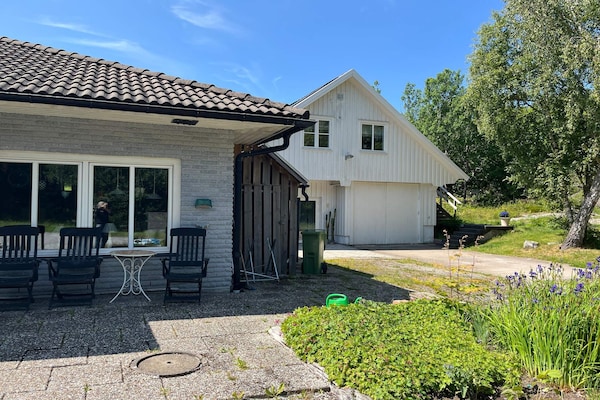 Vrijstaand vakantiehuis aan de golfbaan bij Nösund, Orust - thumbnail 2