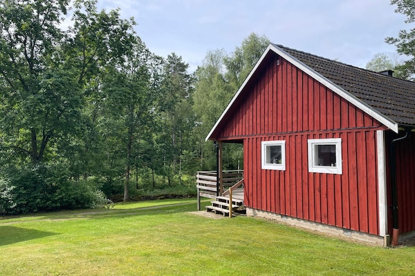 Op 1,0 km van het meer: rustieke rode cottage in Arkelsorp - thumbnail 4
