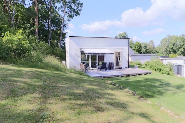 Compact gastenverblijf aan de golfbaan bij Grimeton - thumbnail 1