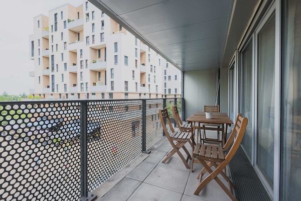 Modern appartement in Saint-Ouen-sur-Seine met balkon - thumbnail 6