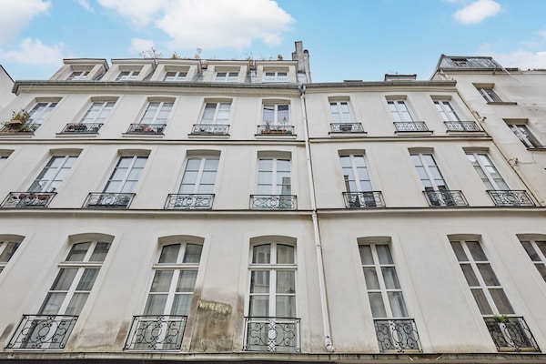 Licht appartement in hartje Parijs, vlak bij Rue Montorgueil - thumbnail 2