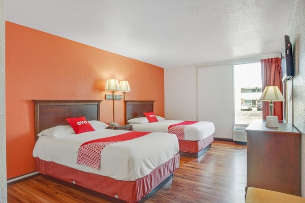 2 Full Bed - Muskegon, MI
