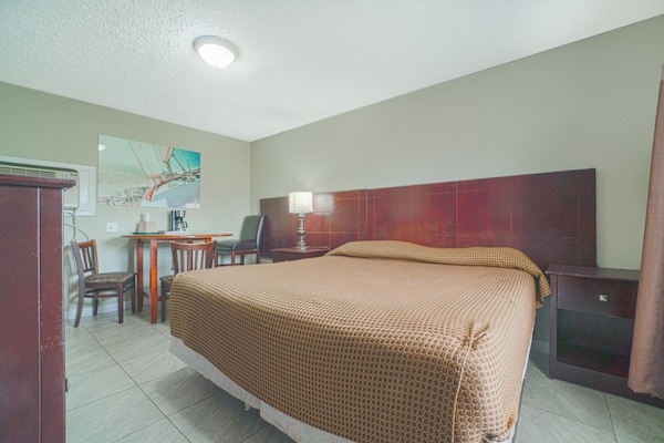 King Bed - Houston, TX
