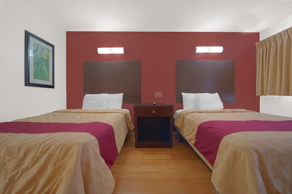 2 Full Beds Non-smoking - Mojave, CA