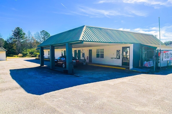 Premium Queen Bed - Georgia, GA