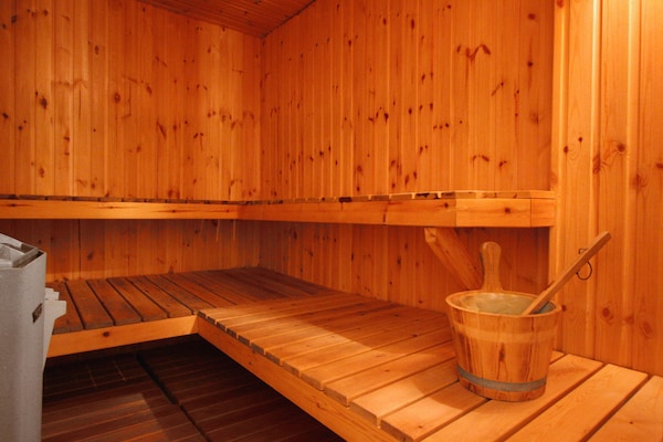Bosvilla voor 28 personen met sauna, bar en speelruimte in Vlessart - thumbnail 4
