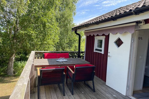 Knus vakantiehuis op rots met zeezicht bij Senoren, dichtbij Karlskrona - thumbnail 4
