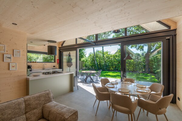 Luxe strandvilla Belkmer Beachhouse met omheinde tuin, 1,5km van zee - thumbnail 4
