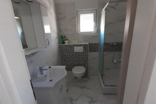 Charming Apartment Dokoza - MARINA IV: sfeervol appartement met zeezicht op Vir - thumbnail 6