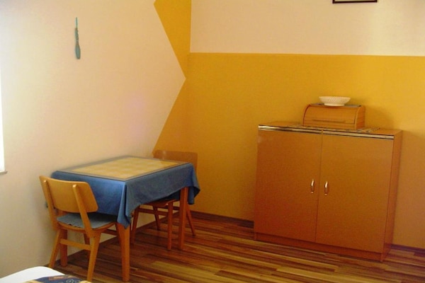 Rustiek appartement aan zee in Pakoštane voor 3 personen - thumbnail 2