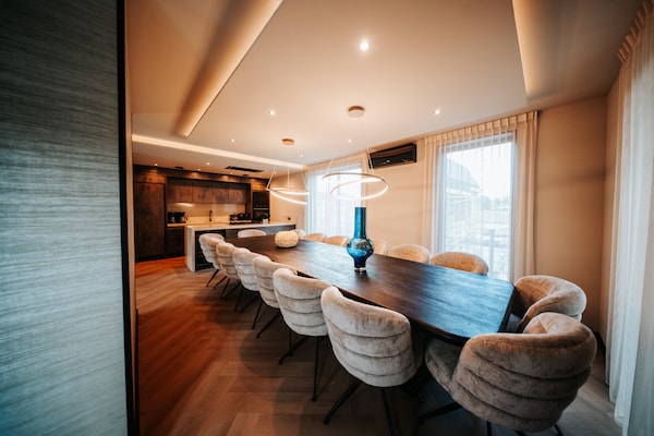 Villa Watergloed: luxe vakantiehuis met privézwembad en hottub in Waarland - thumbnail 4