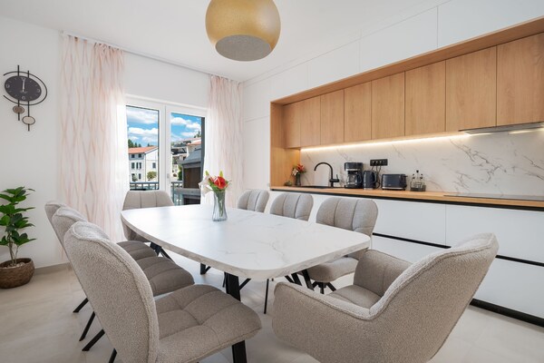 Luxe Villa Senka in Rogotin: Rust en Comfort voor 8 Personen - thumbnail 5