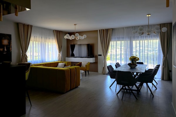 Villa Golden Grain: Stijlvolle vier-slaapkamer villa nabij Dubrovnik - thumbnail 2