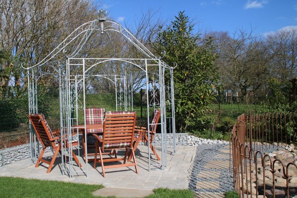 Stijlvol vakantiehuis met grote tuin in Gelting, 400m van centrum - thumbnail 3