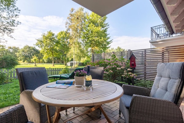 Appartement Arielle in Zingst: rustiek verblijf met terras op zuidwest - thumbnail 1