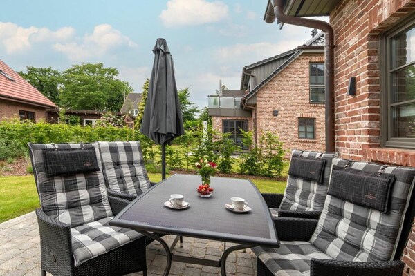 Modern vakantiehuis bij Oostzee Zingst met terras en open haard - thumbnail 3