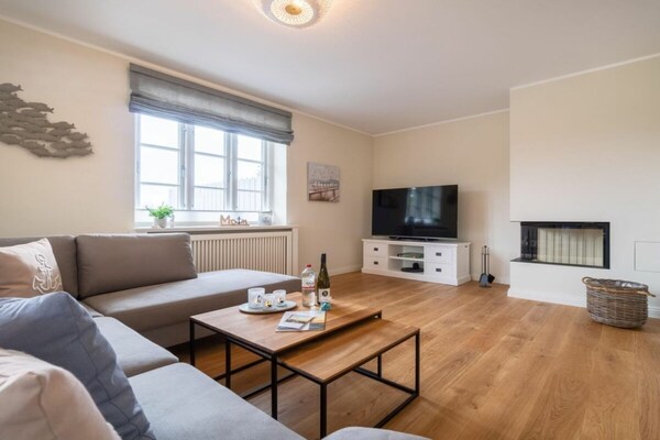 Caras Hus in Midlum: 180m² luxe met privésauna aan de Noordzeekust - thumbnail 2
