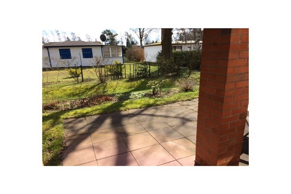 Gezellig vakantiehuis in Boltenhagen, 1 km van het centrum, met terras en tuin - thumbnail 3