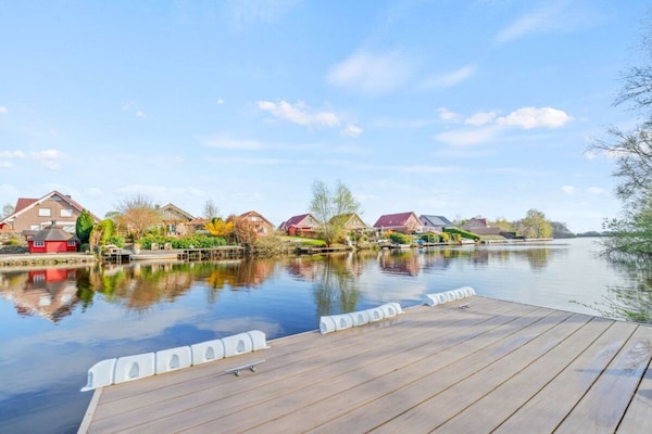 Appartement aan het Timmeler Meer met eigen steiger en 2 badkamers - thumbnail 2
