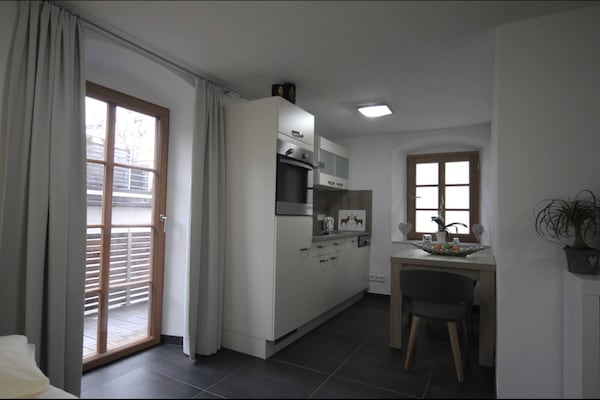 Op 600 m van de piste: Knus appartement voor 2 in Hopfgarten - thumbnail 4